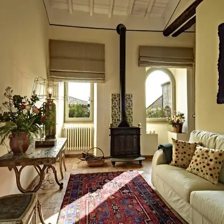Corte Della Maestà Antica Residenza Bed & Breakfast *