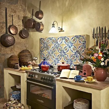Bed & Breakfast Corte Della Maestà Antica Residenza *