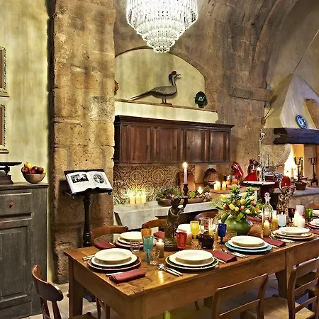 Bed & Breakfast Corte Della Maestà Antica Residenza *