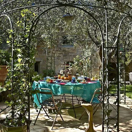 Bed & Breakfast Corte Della Maestà Antica Residenza