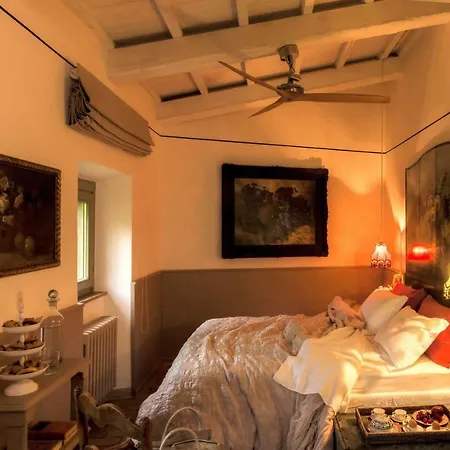 Bed & Breakfast Corte Della Maestà Antica Residenza *