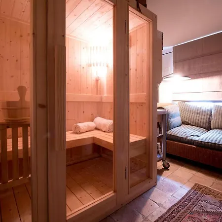 Bed & Breakfast Corte Della Maestà Antica Residenza